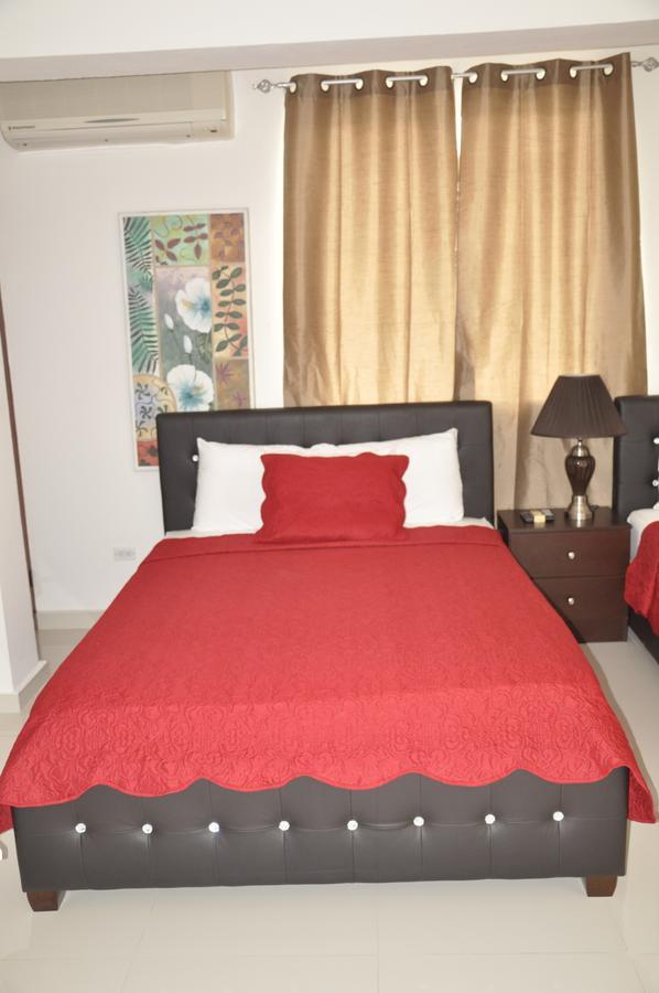 Sams Hotel ปอร์โตแปรงซ์ ภายนอก รูปภาพ