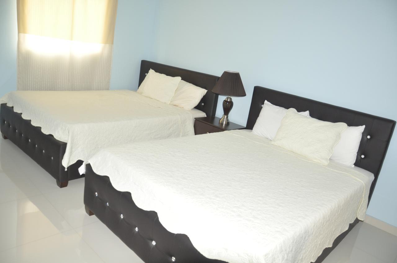 Sams Hotel ปอร์โตแปรงซ์ ภายนอก รูปภาพ